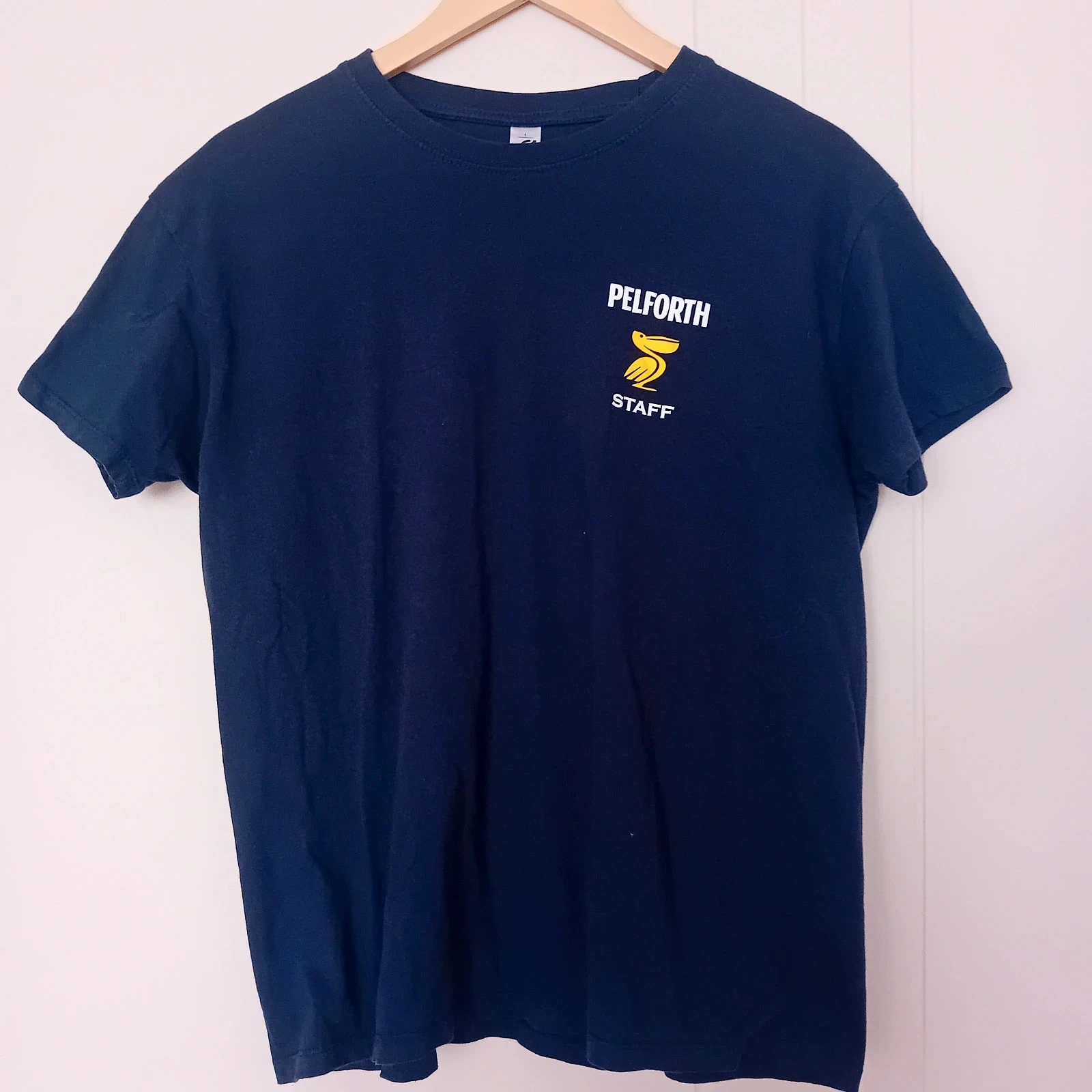💙 T-shirt bleu marine taille L